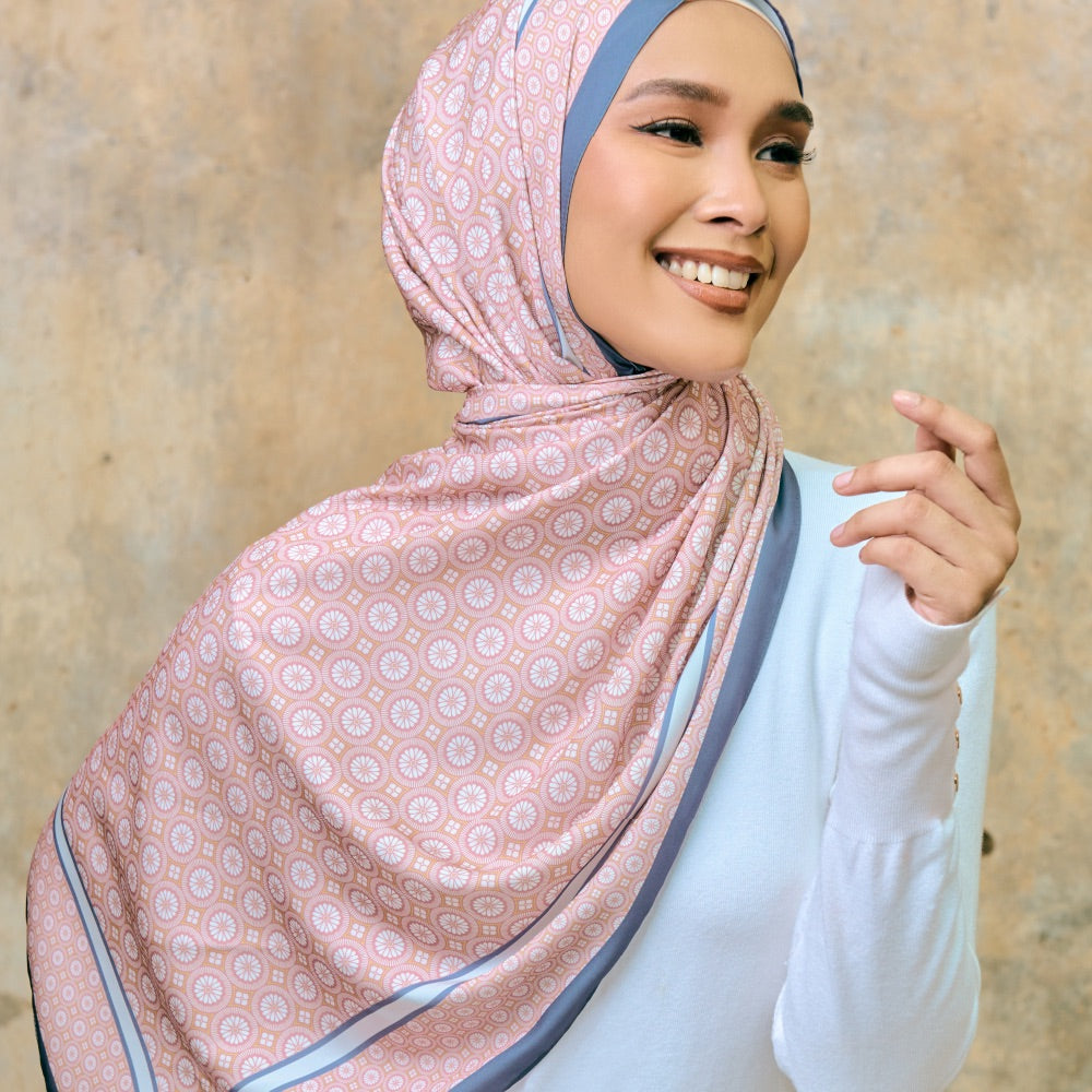 AZ THALIA SHAWL APRICOT GRAY